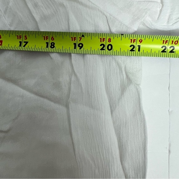 NWT EXPRESS Women’s Pullover Top Sz Medium Boho Peasant White Crinkle Flowy - Picture 11 of 12